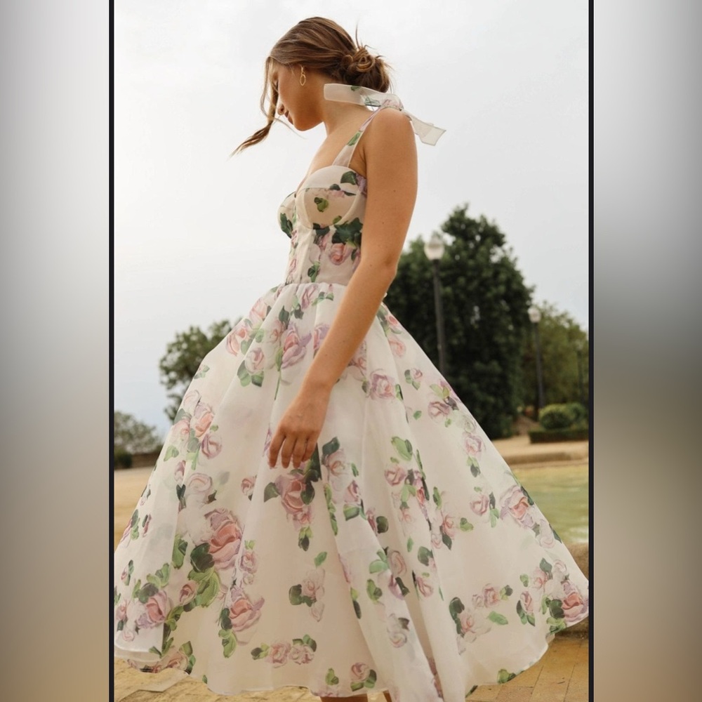 Milla Tender floral midi tie-strap dress